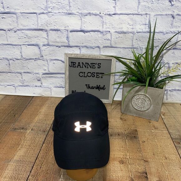 Under Armour Women's Fly Fast Run Cap - Picture 2 of 8